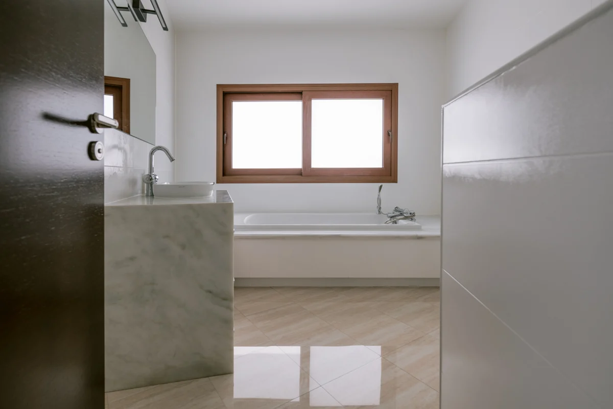 20240524115641000000_20