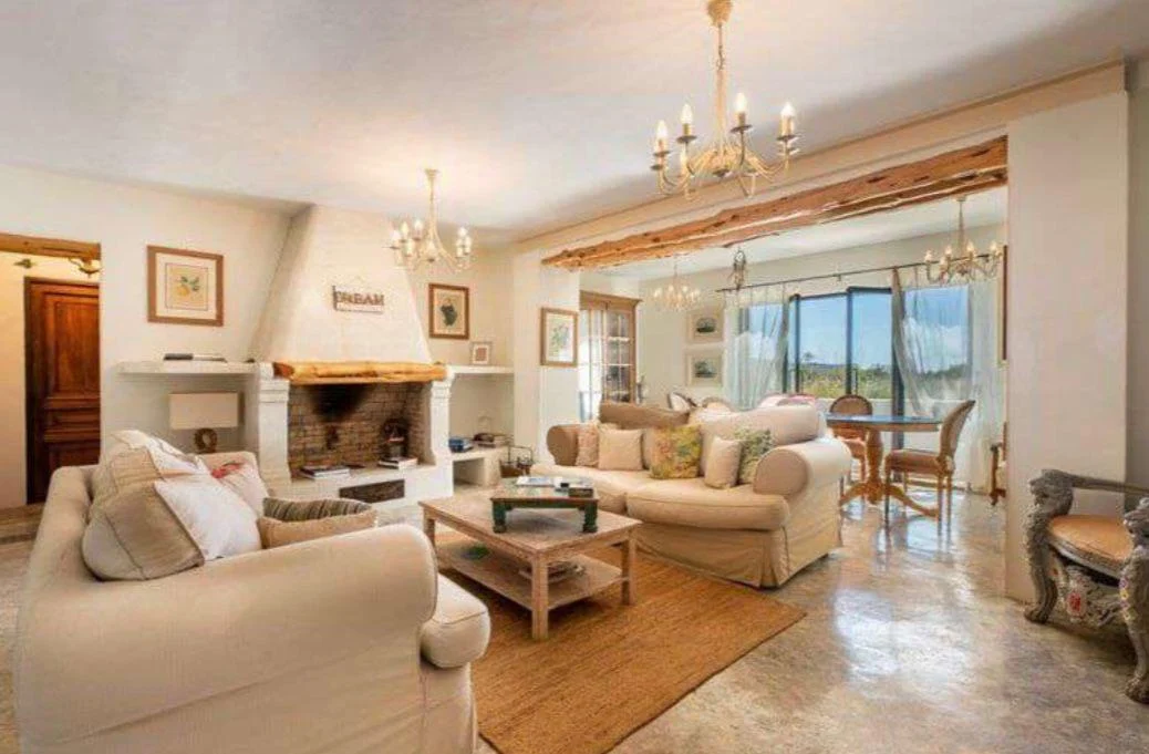 PHOTO-2025-03-17-18-21-18