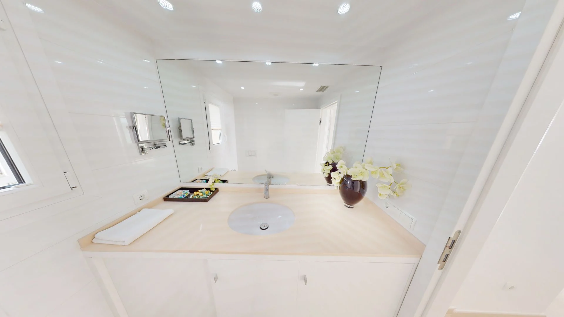 Atico-La-Perla-03152023_083014 copy